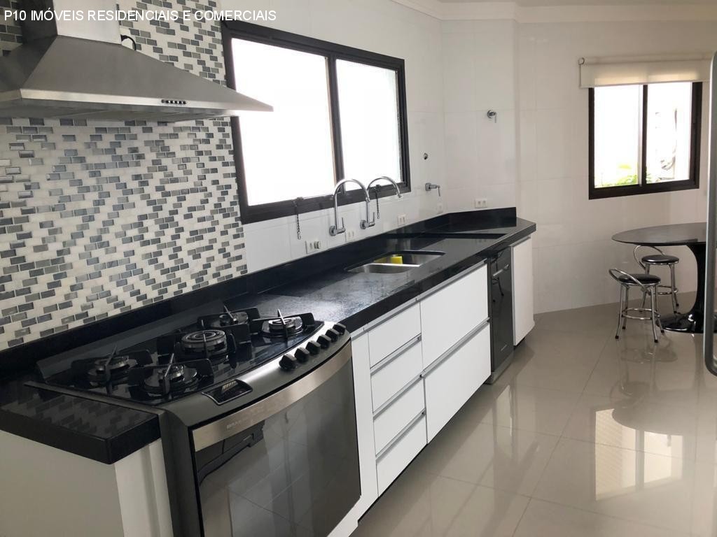 Apartamento à venda com 4 quartos, 228m² - Foto 10