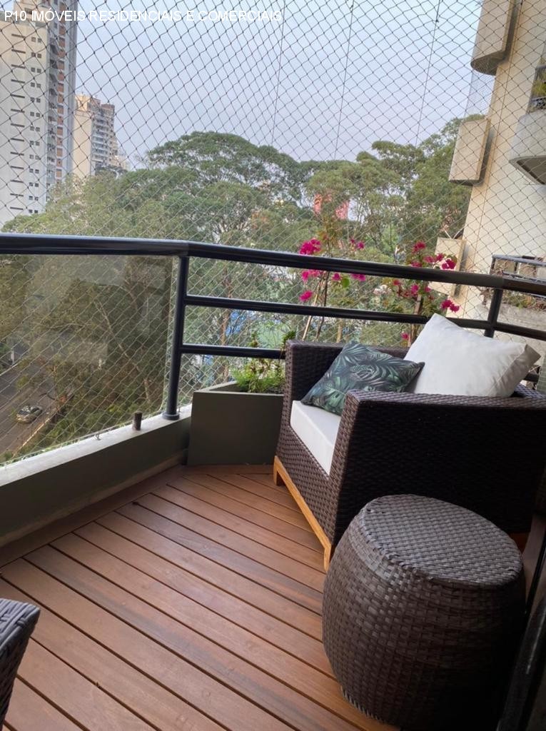 Apartamento à venda com 4 quartos, 228m² - Foto 5