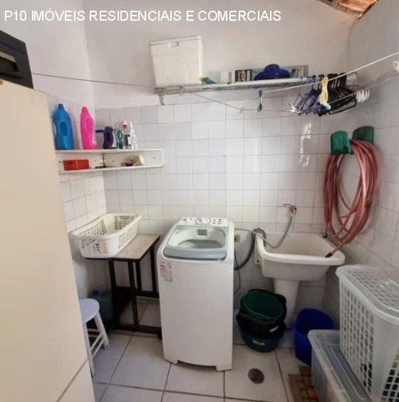 Casa à venda com 3 quartos, 240m² - Foto 18