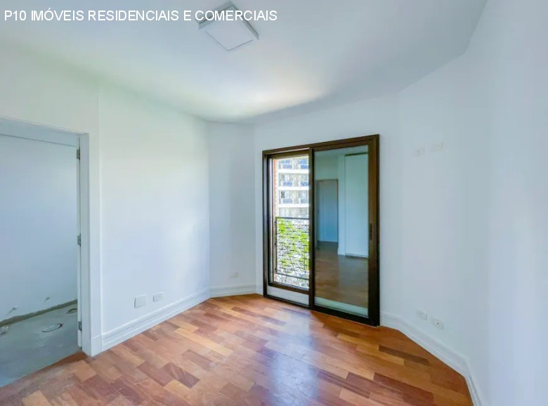 Apartamento à venda com 4 quartos, 276m² - Foto 10