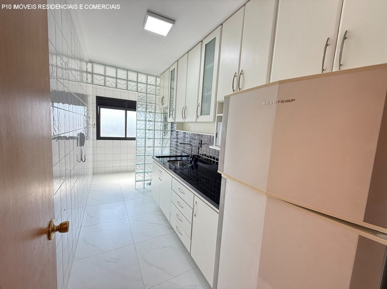 Apartamento à venda com 2 quartos, 58m² - Foto 10