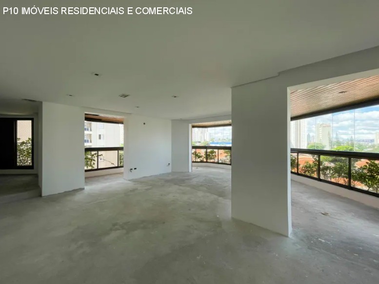 Apartamento à venda com 4 quartos, 276m² - Foto 1