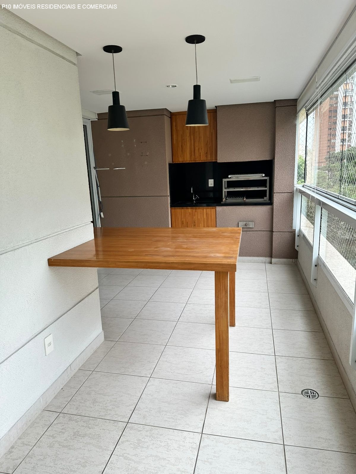 Apartamento à venda com 3 quartos, 211m² - Foto 1