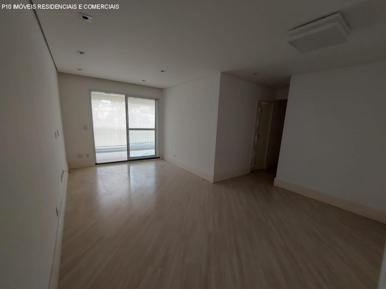 Apartamento à venda com 2 quartos, 87m² - Foto 3