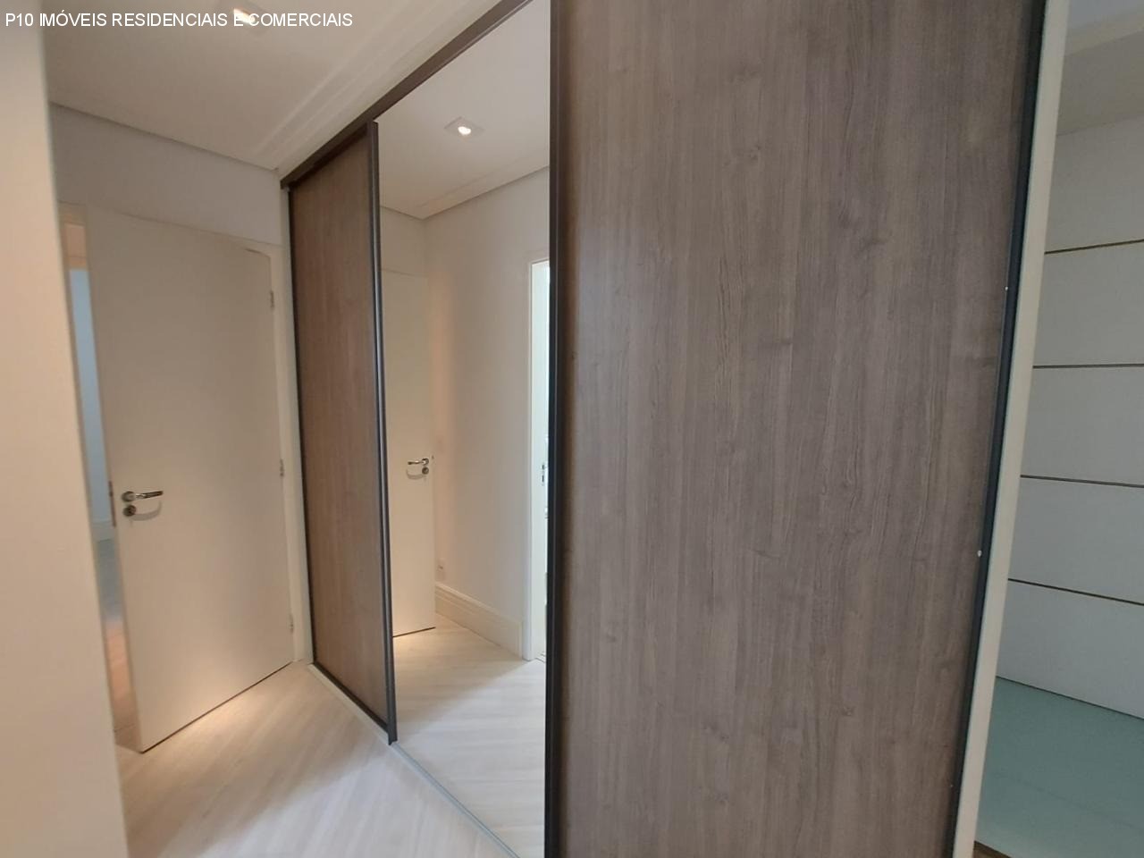 Apartamento à venda com 2 quartos, 87m² - Foto 11