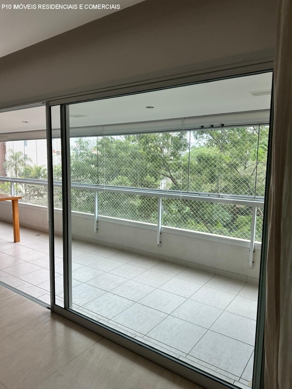 Apartamento à venda com 3 quartos, 211m² - Foto 9