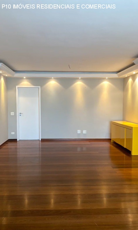 Apartamento à venda com 3 quartos, 196m² - Foto 3