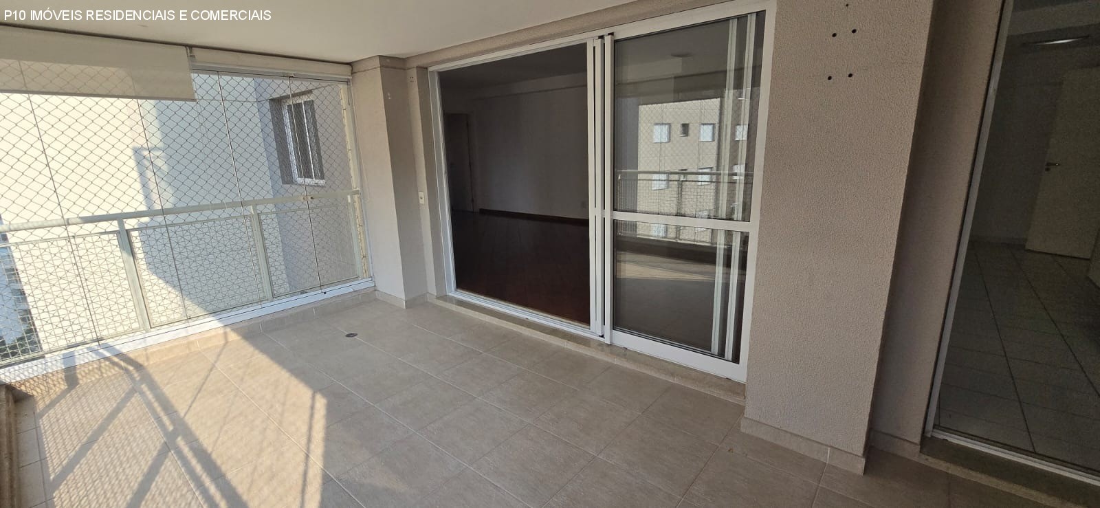 Apartamento à venda com 2 quartos, 109m² - Foto 2