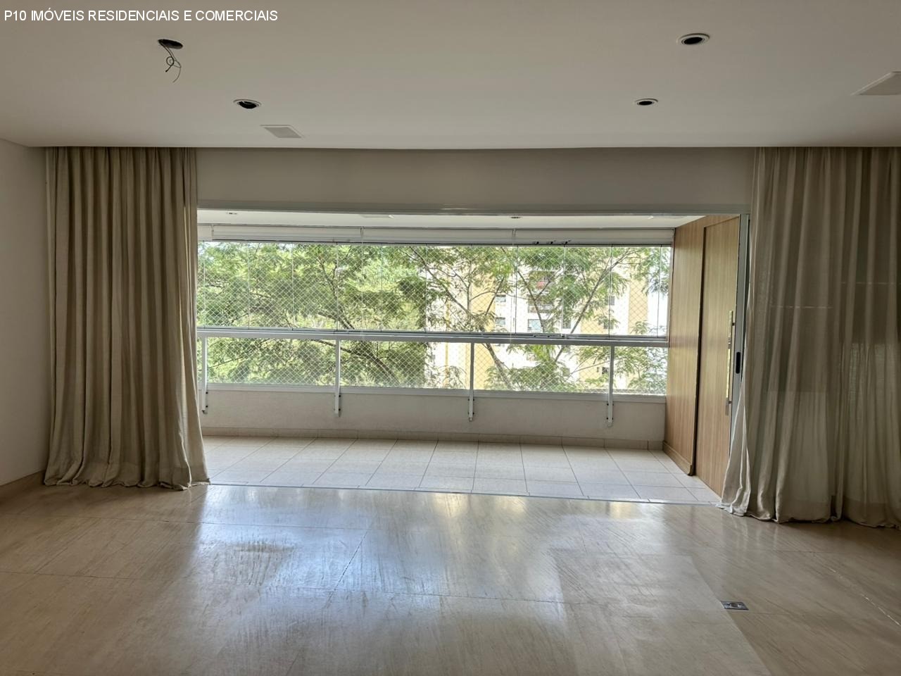 Apartamento à venda com 3 quartos, 211m² - Foto 8