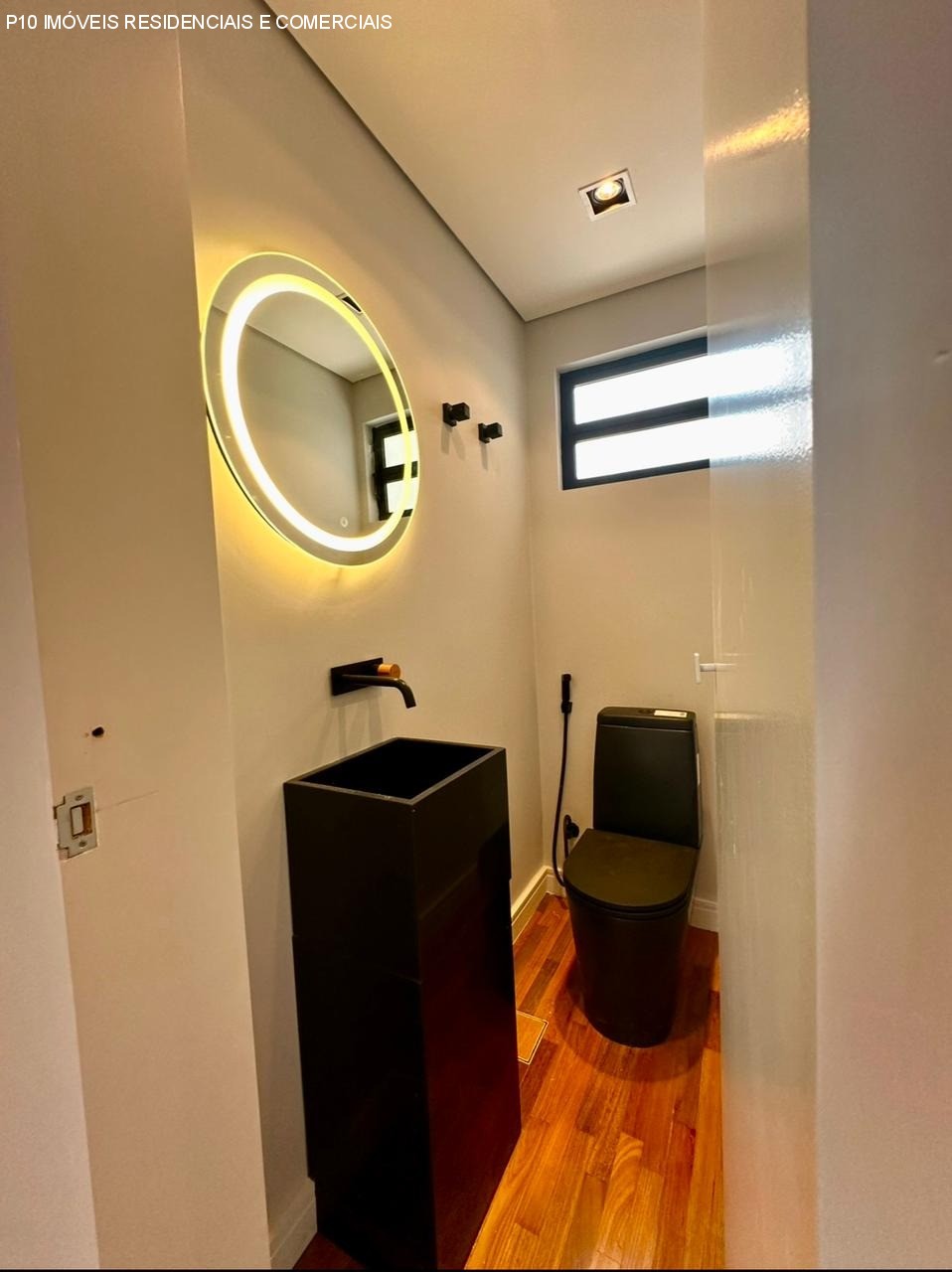 Apartamento à venda com 3 quartos, 180m² - Foto 5