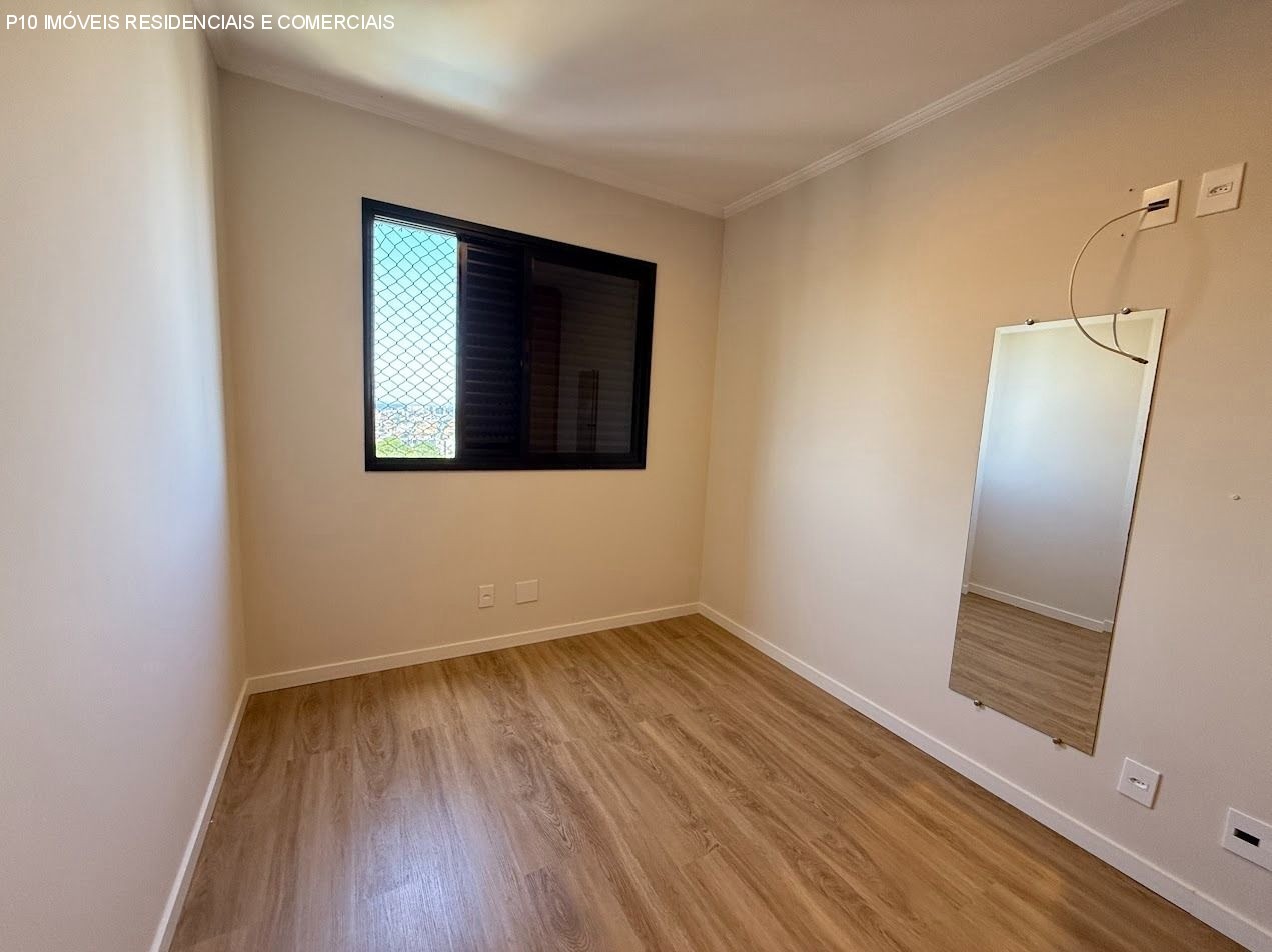 Apartamento à venda com 2 quartos, 58m² - Foto 13