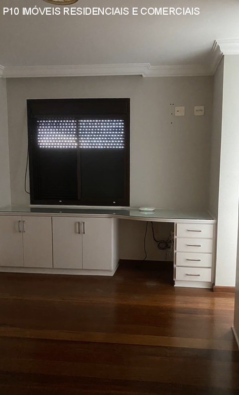 Apartamento à venda com 3 quartos, 196m² - Foto 13