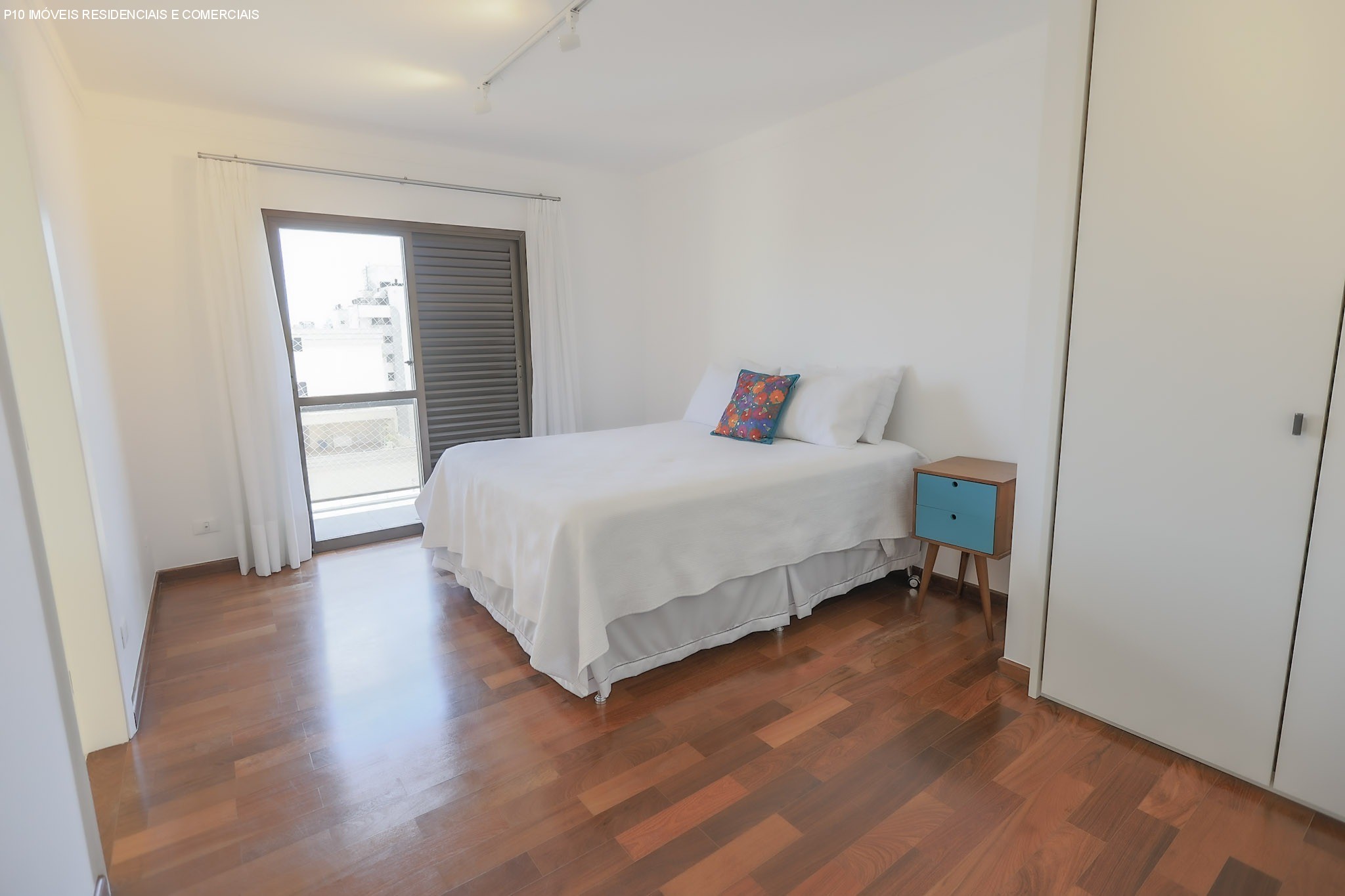 Apartamento à venda com 3 quartos, 227m² - Foto 19