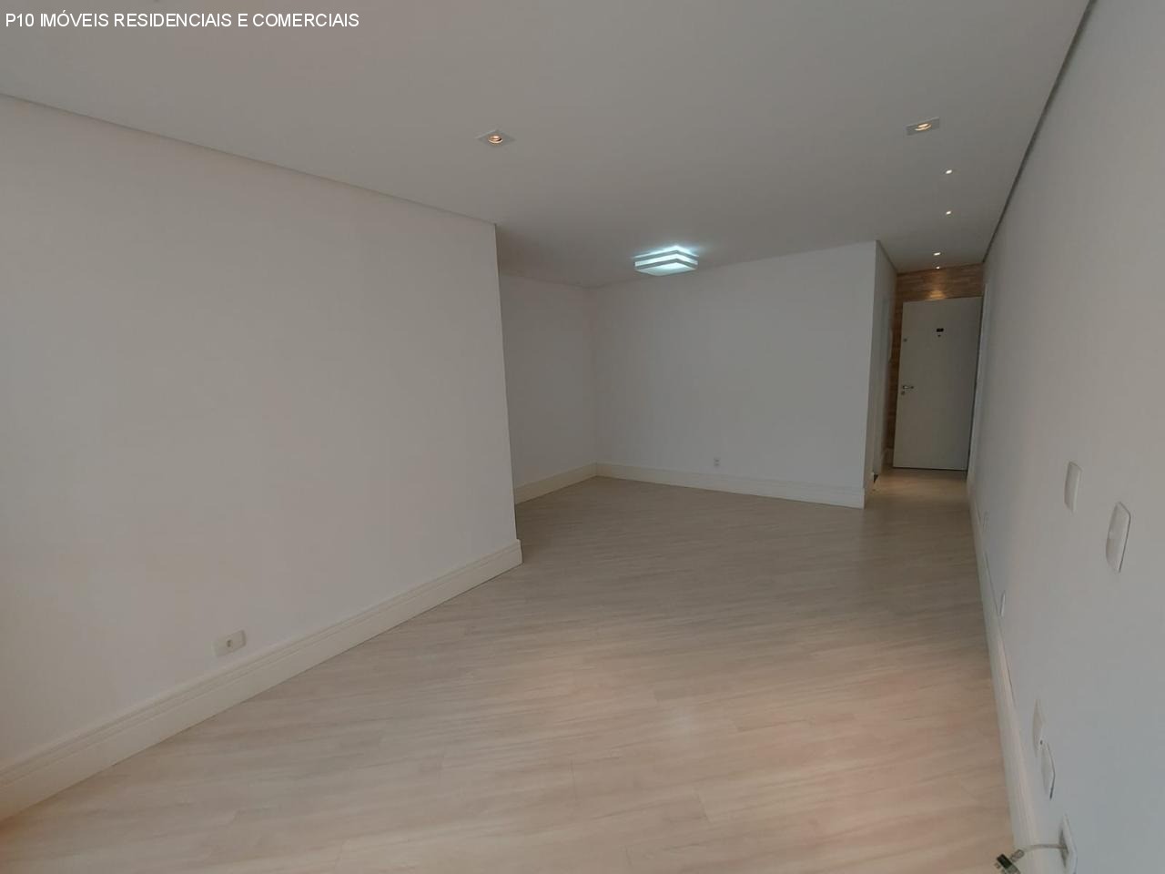 Apartamento à venda com 2 quartos, 87m² - Foto 4