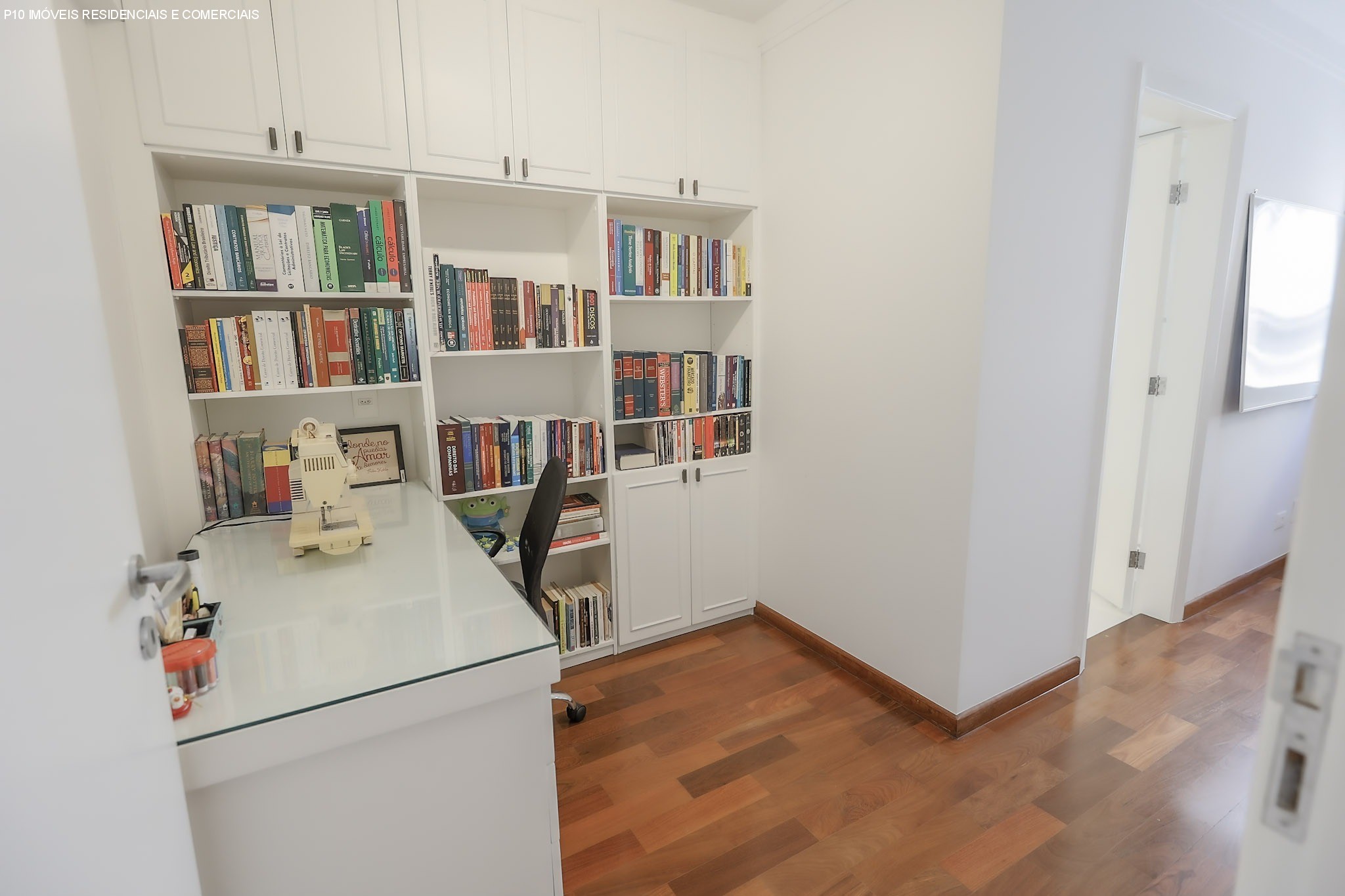 Apartamento à venda com 3 quartos, 227m² - Foto 14