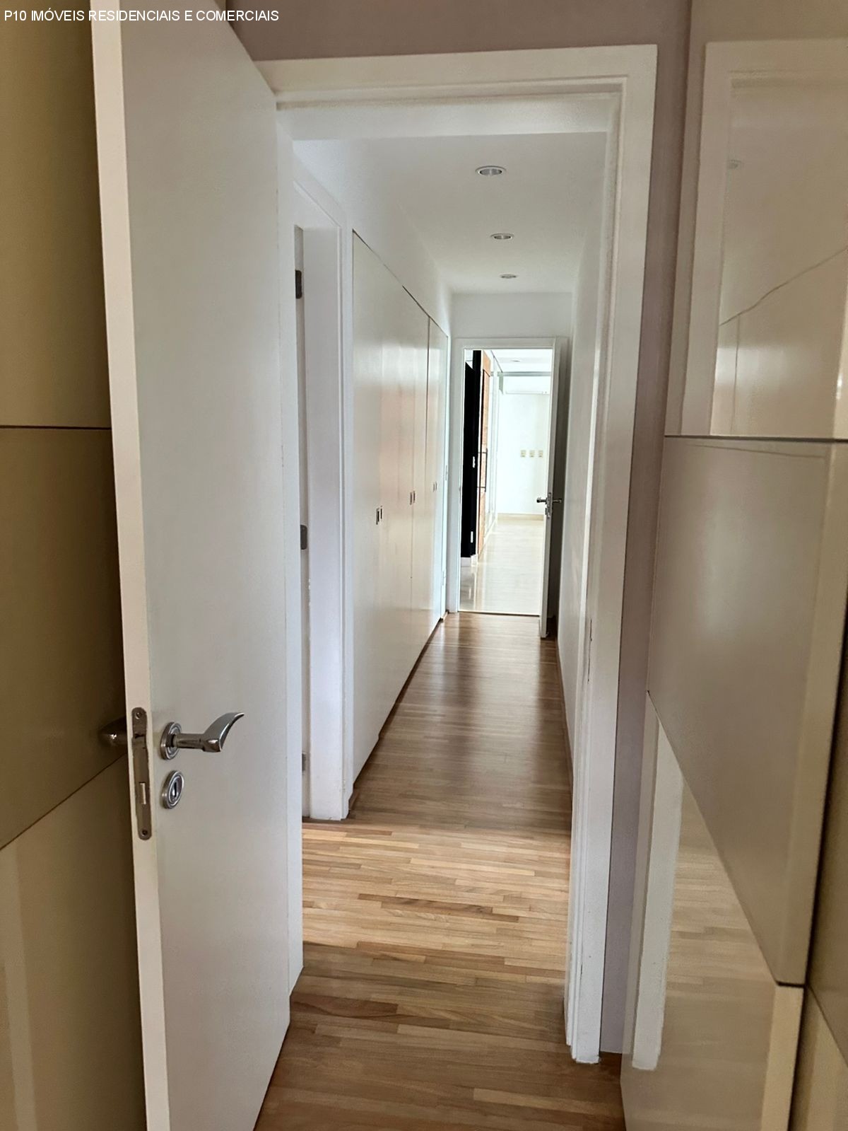 Apartamento à venda com 3 quartos, 211m² - Foto 20