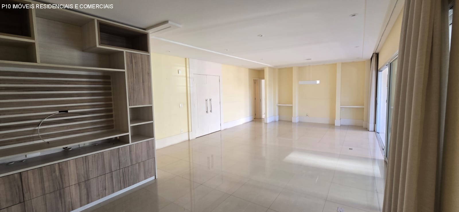 Apartamento à venda com 4 quartos, 211m² - Foto 9