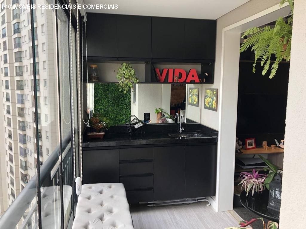 Apartamento à venda com 2 quartos, 70m² - Foto 2