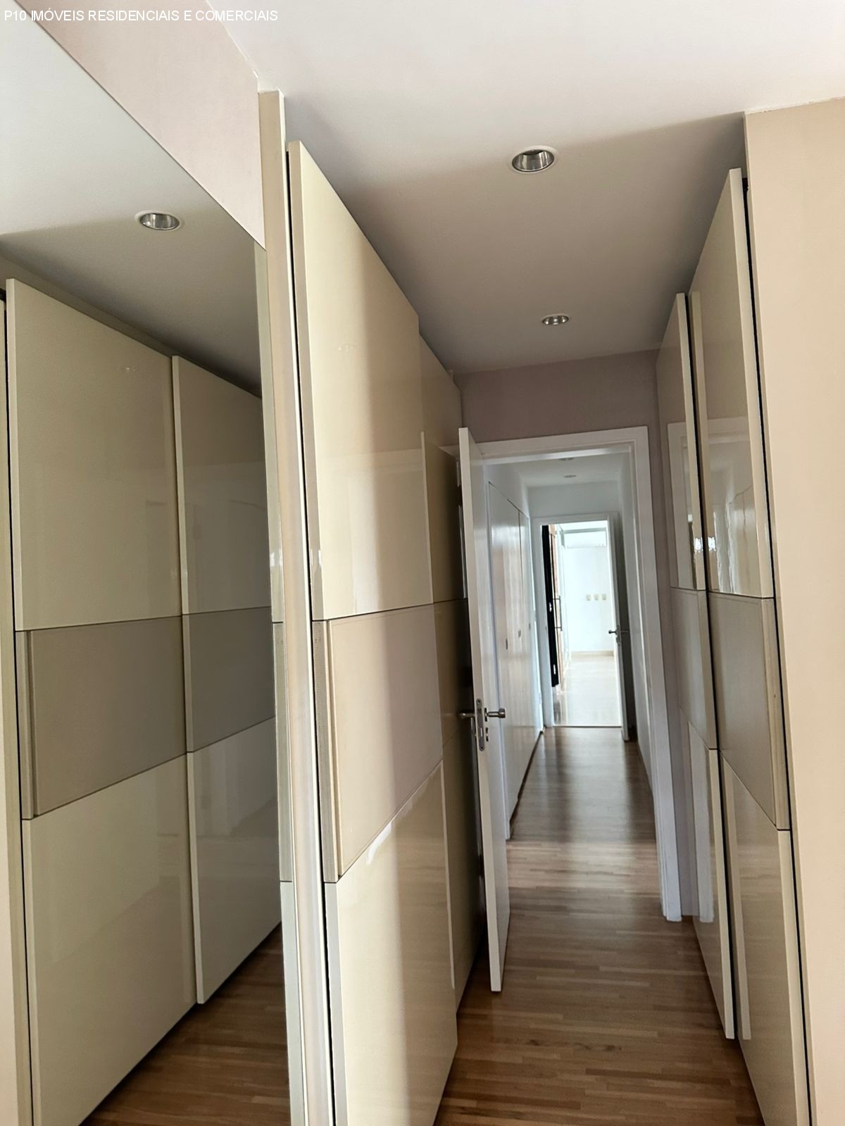 Apartamento à venda com 3 quartos, 211m² - Foto 24