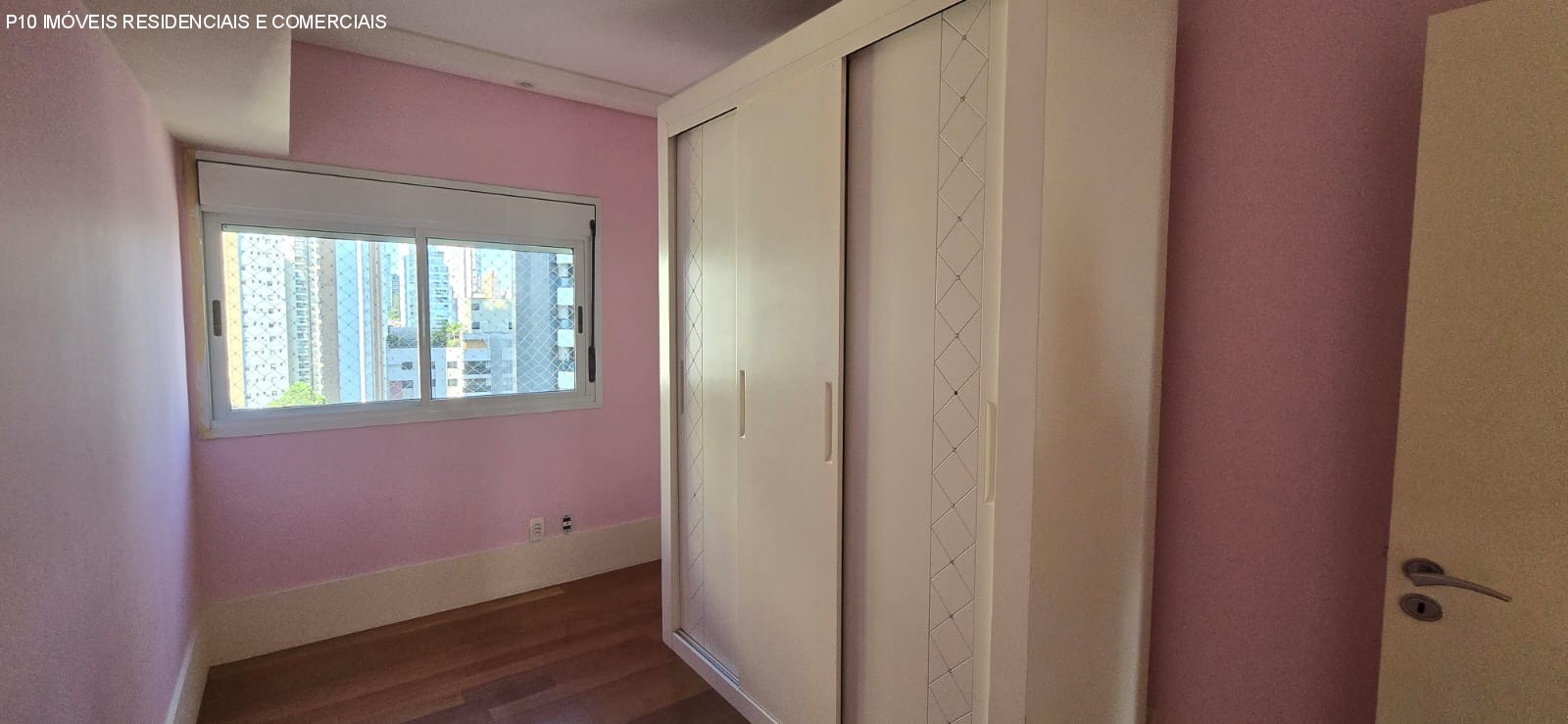 Apartamento à venda com 4 quartos, 211m² - Foto 19