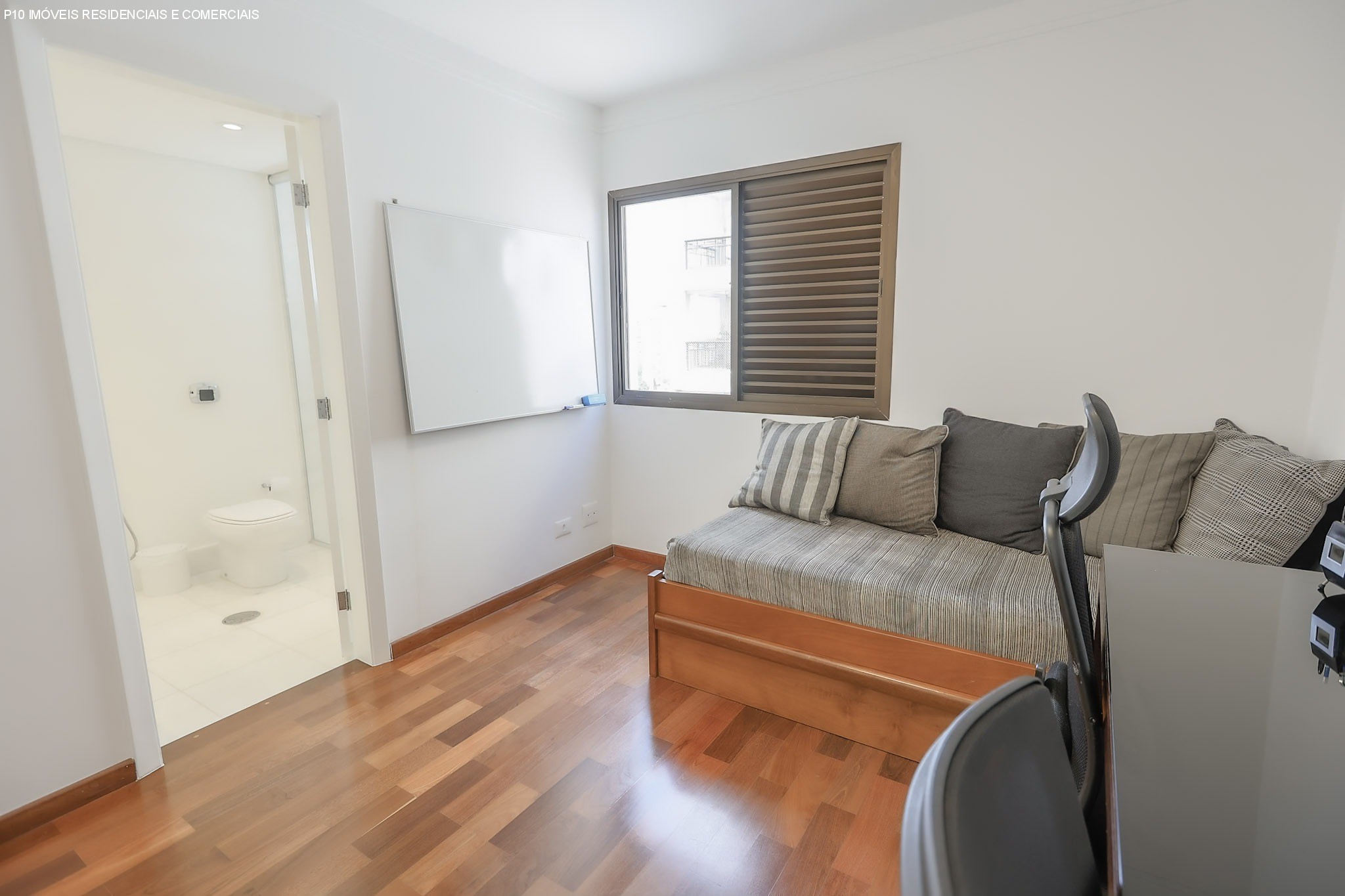 Apartamento à venda com 3 quartos, 227m² - Foto 20