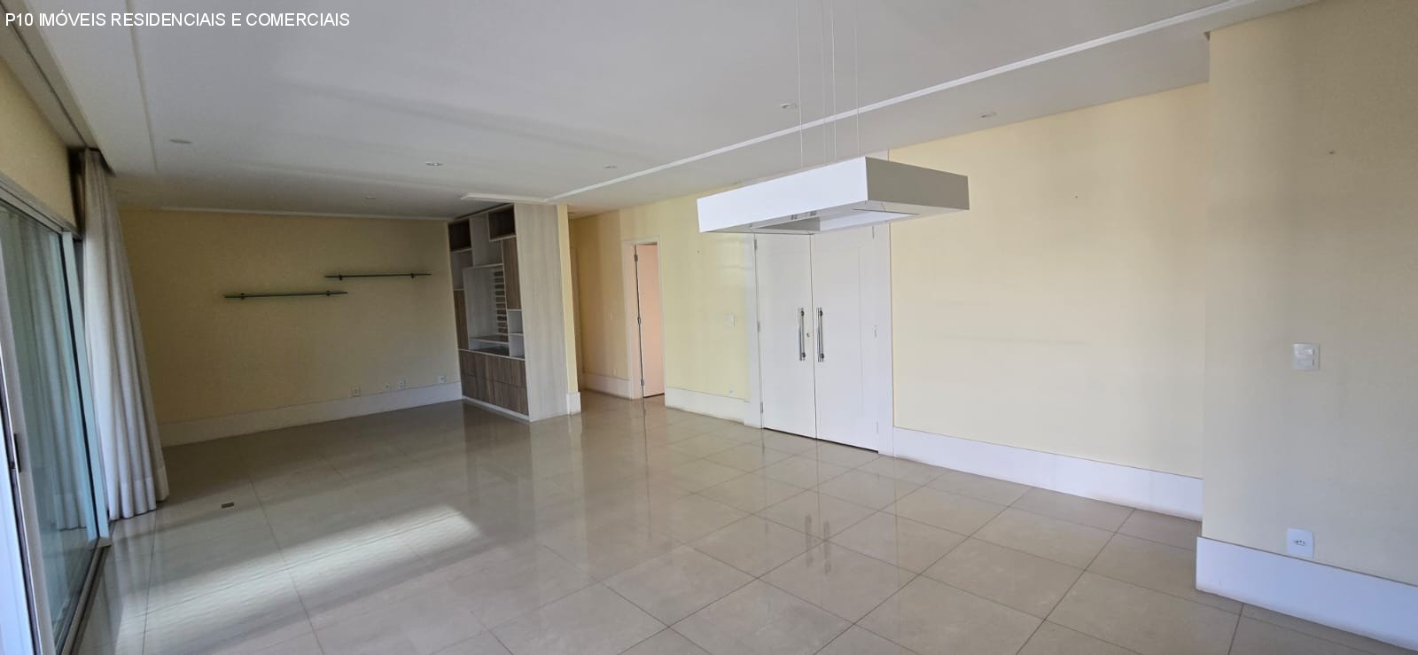 Apartamento à venda com 4 quartos, 211m² - Foto 10