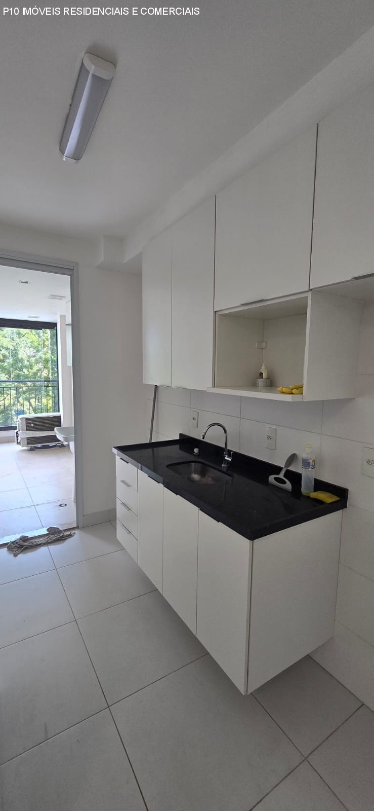 Apartamento à venda com 2 quartos, 67m² - Foto 10