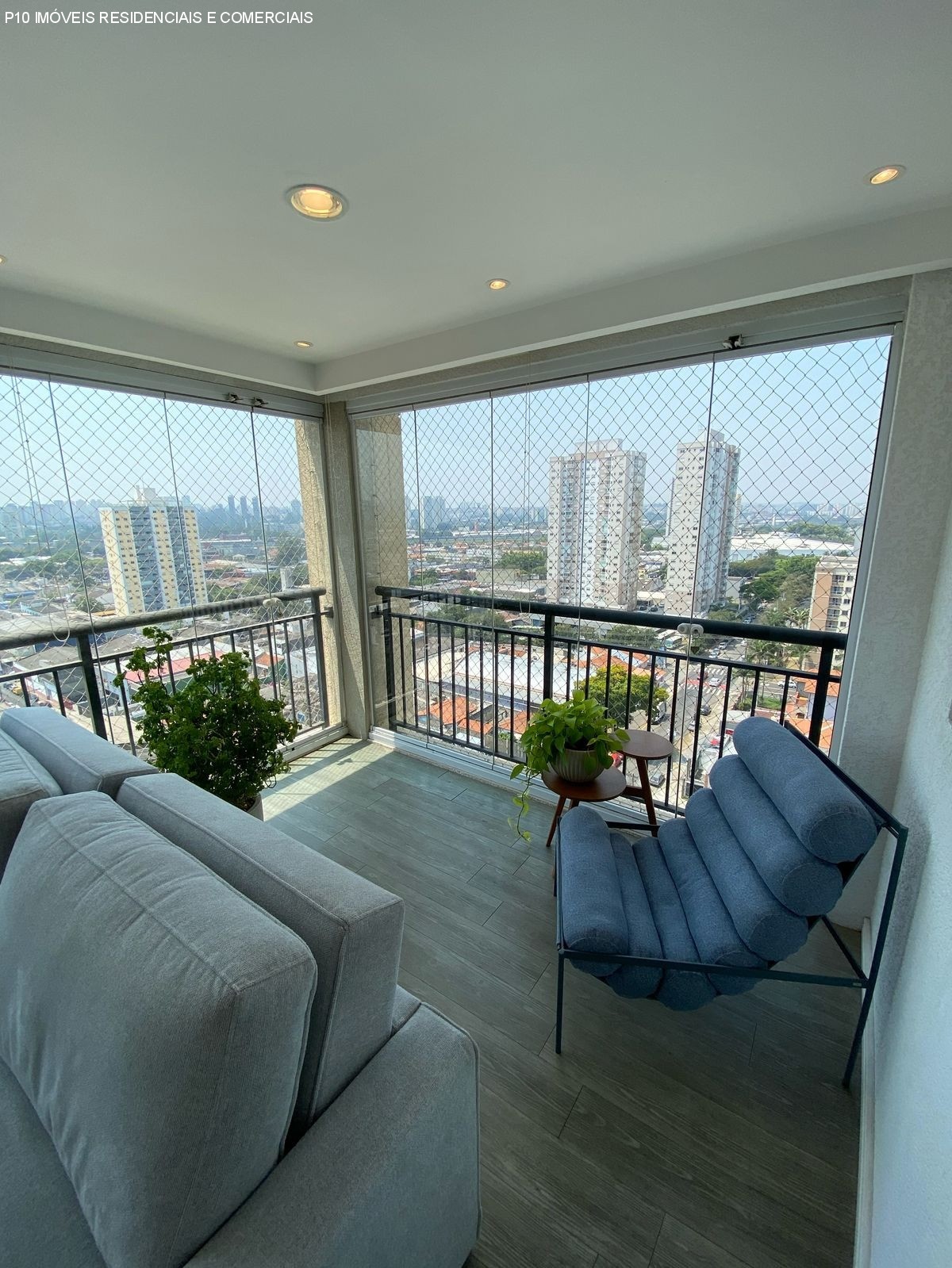 Apartamento à venda com 2 quartos, 67m² - Foto 4