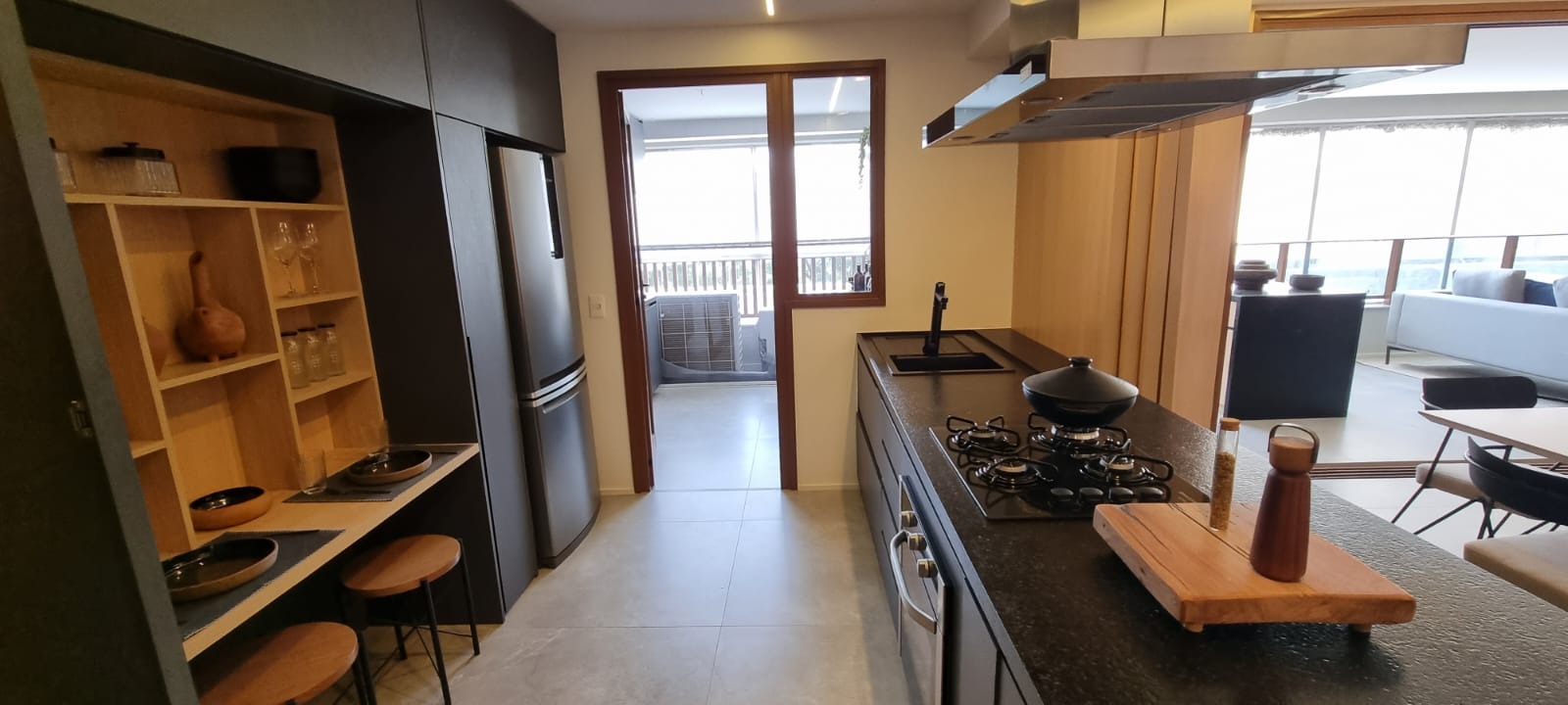 Apartamento à venda com 4 quartos, 145m² - Foto 9