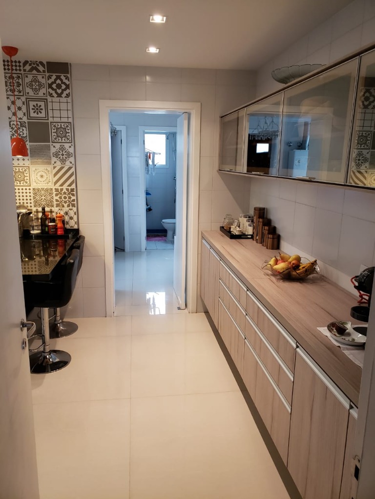 Apartamento à venda com 4 quartos, 223m² - Foto 34