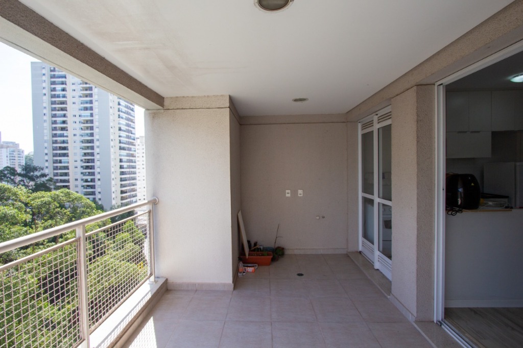 Apartamento à venda com 2 quartos, 79m² - Foto 2