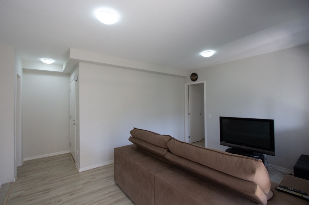 Apartamento à venda com 2 quartos, 79m² - Foto 4