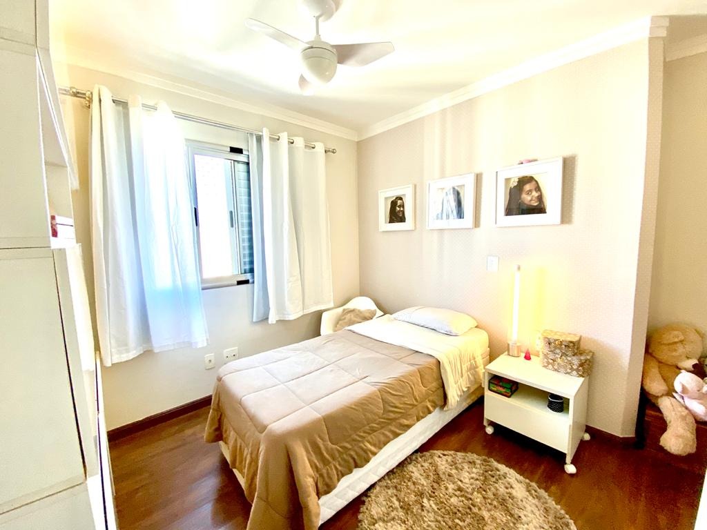 Apartamento à venda com 3 quartos, 172m² - Foto 5