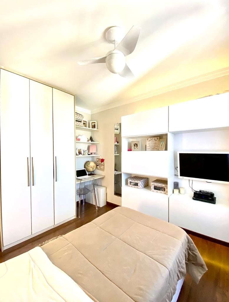 Apartamento à venda com 3 quartos, 172m² - Foto 17