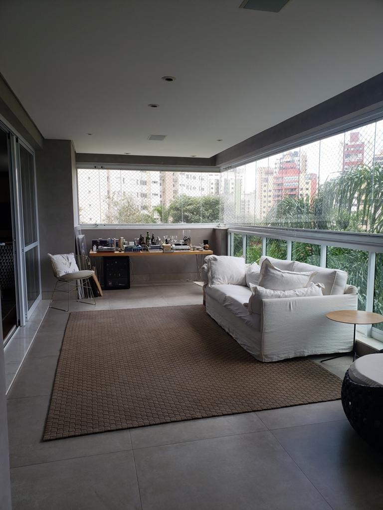 Apartamento à venda com 4 quartos, 281m² - Foto 1