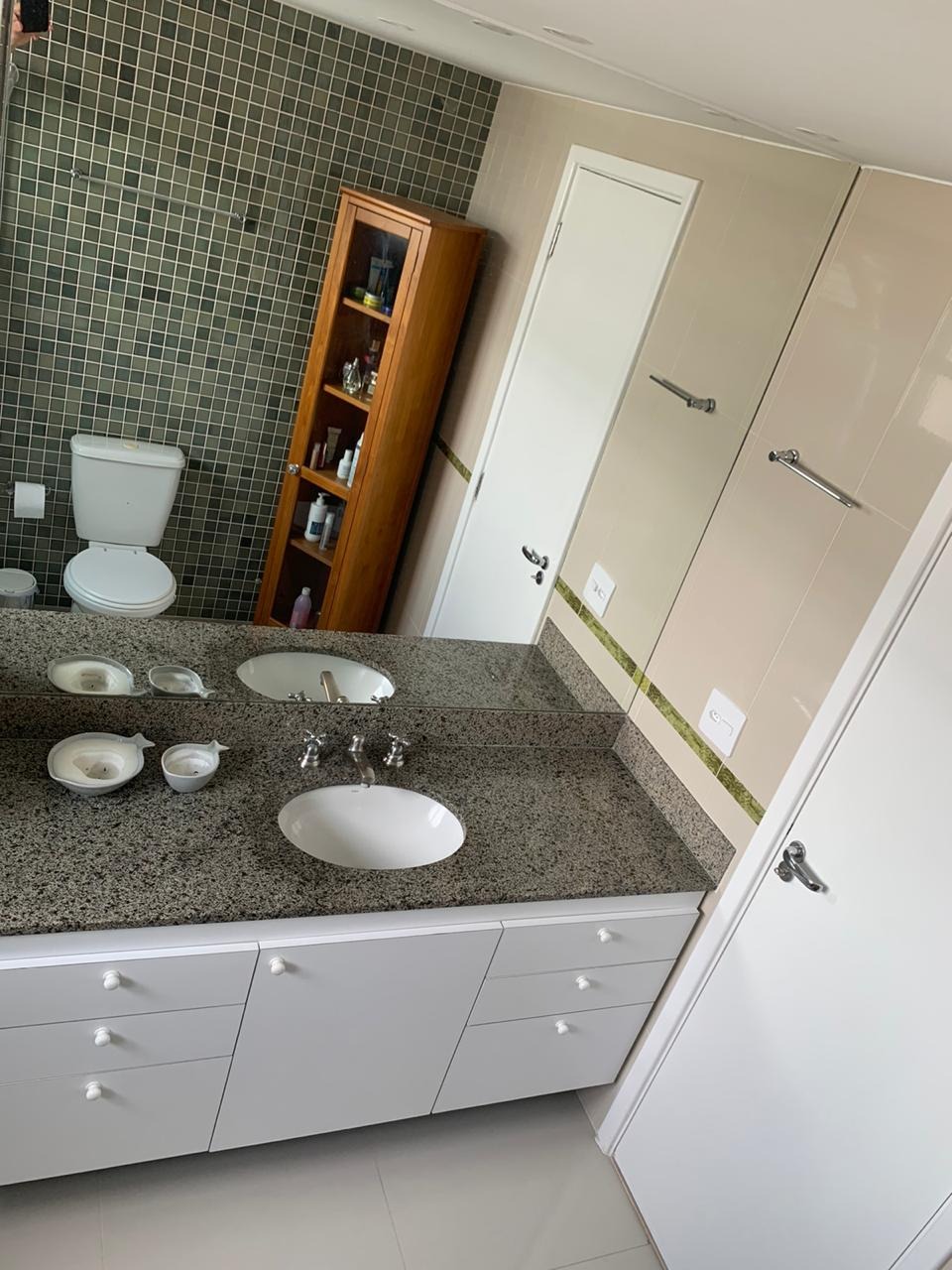 Apartamento à venda com 3 quartos, 172m² - Foto 3