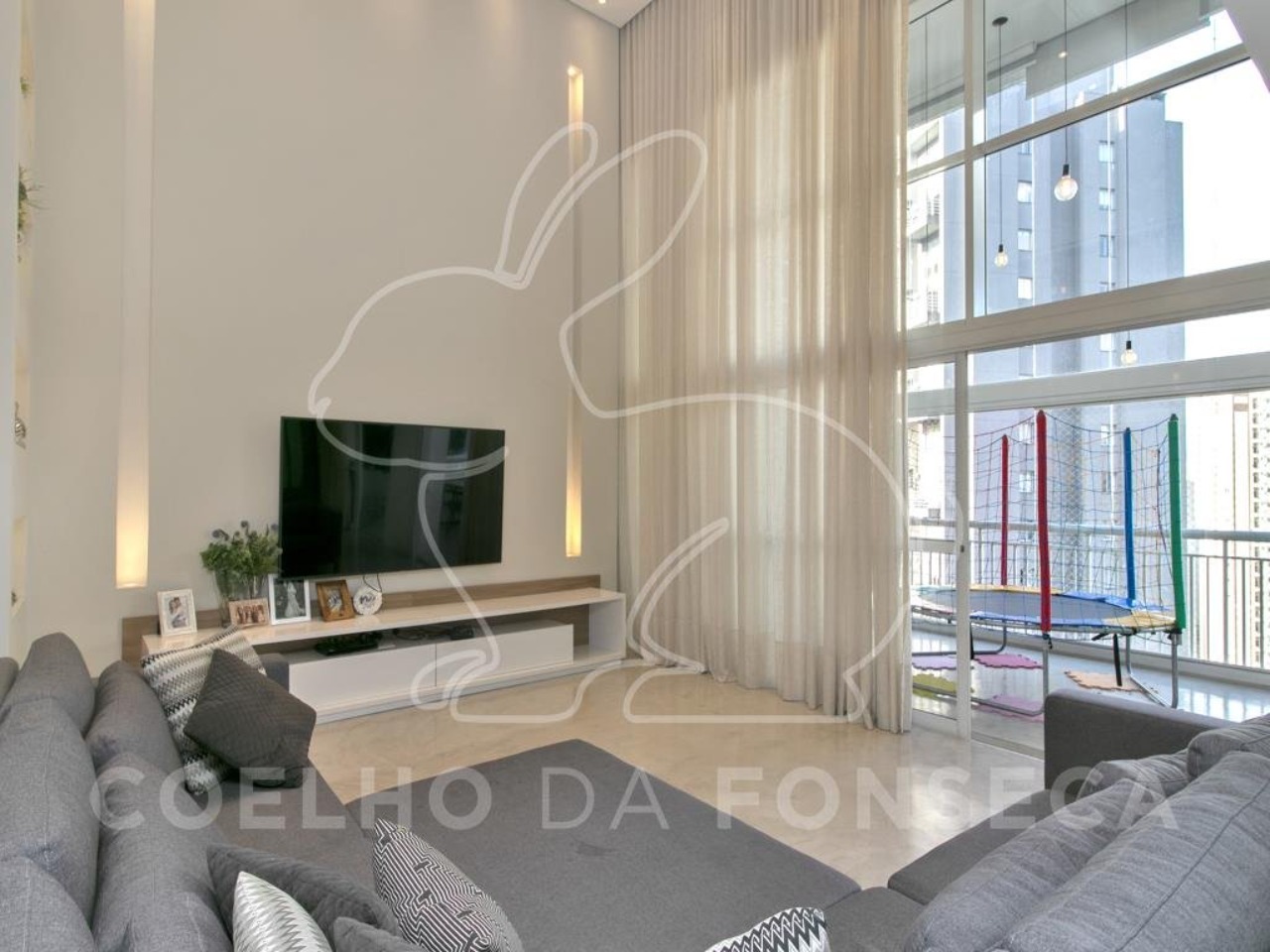 Apartamento à venda com 4 quartos, 238m² - Foto 4