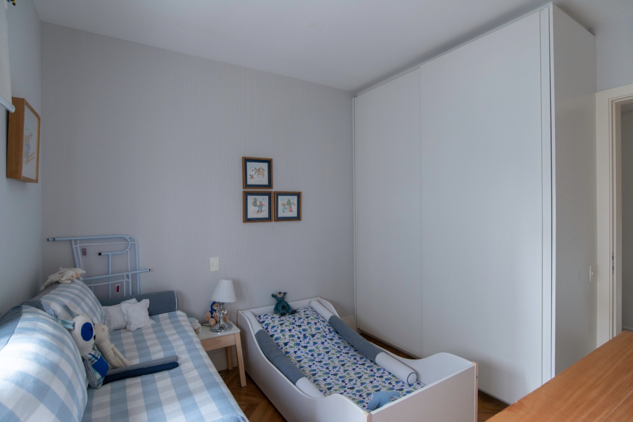 Apartamento à venda com 4 quartos, 223m² - Foto 21