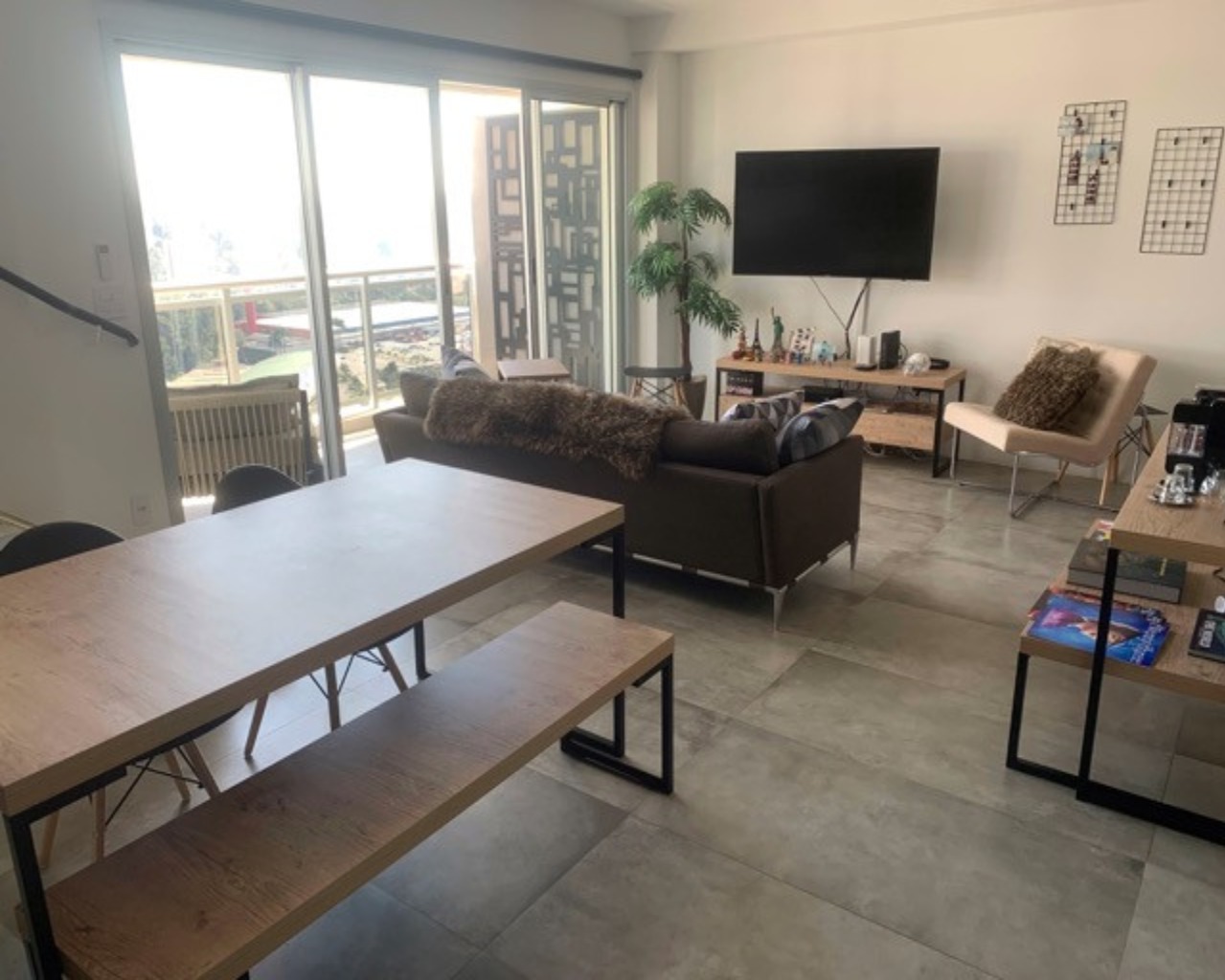 Apartamento à venda com 1 quarto, 98m² - Foto 1