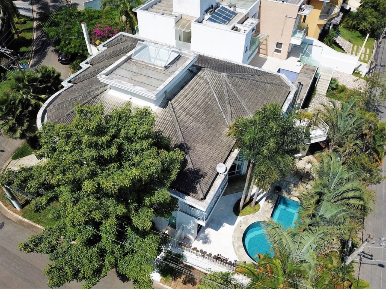 Casa de Condomínio à venda com 4 quartos, 570m² - Foto 20