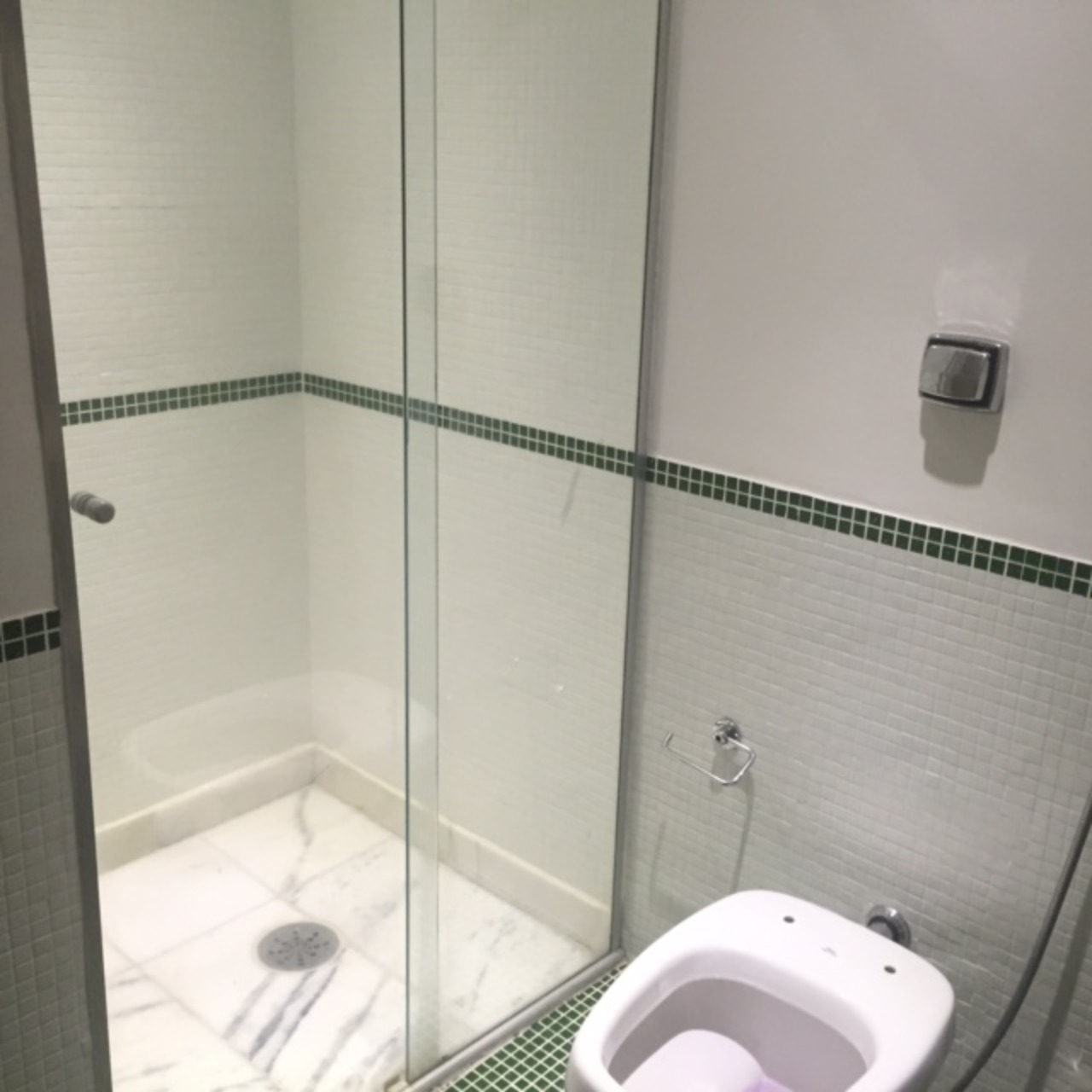 Apartamento à venda com 3 quartos, 180m² - Foto 9