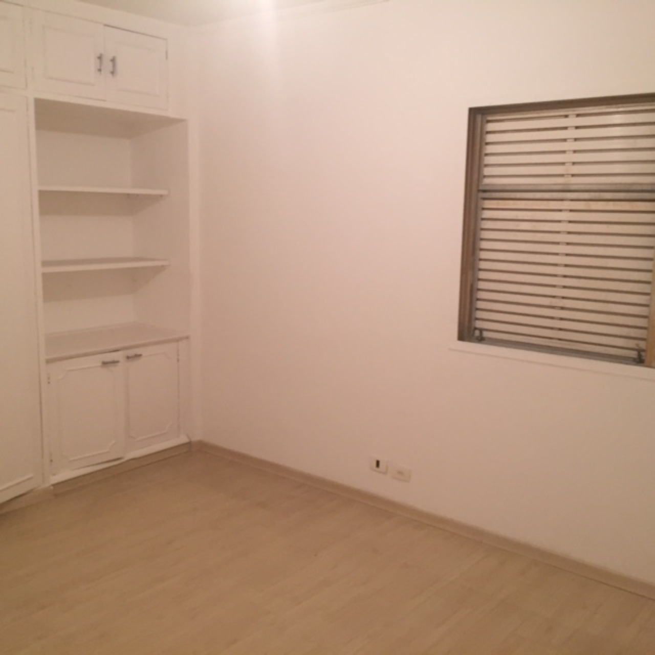 Apartamento à venda com 3 quartos, 180m² - Foto 13