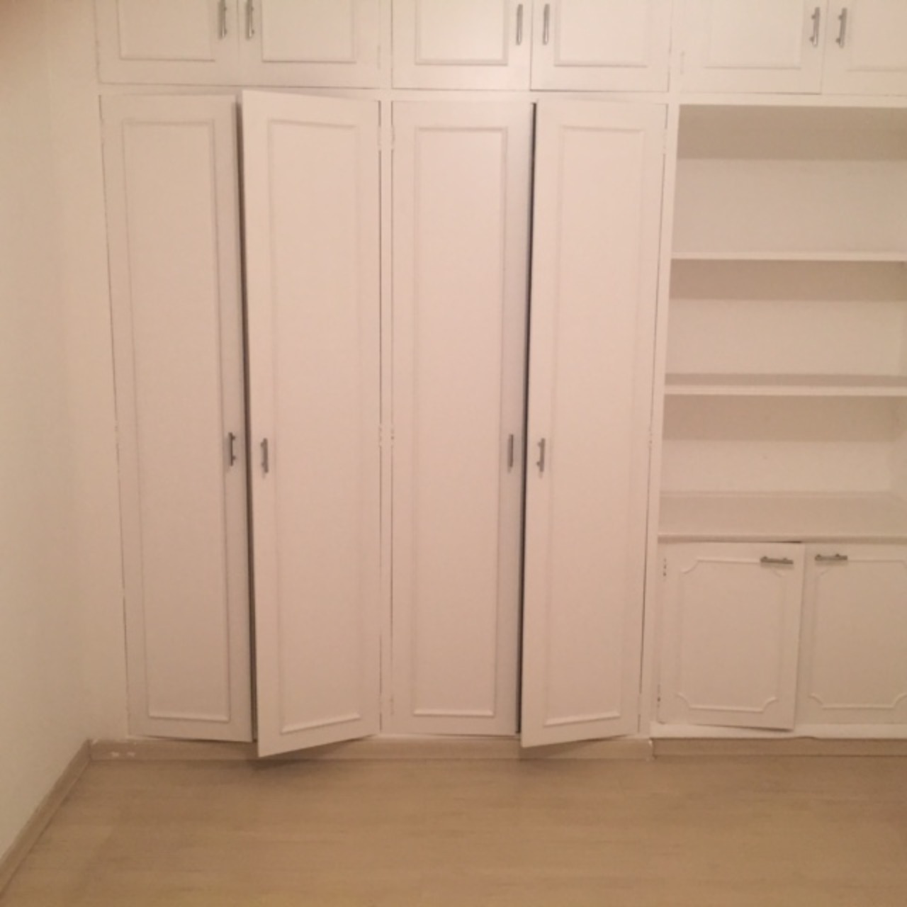 Apartamento à venda com 3 quartos, 180m² - Foto 15