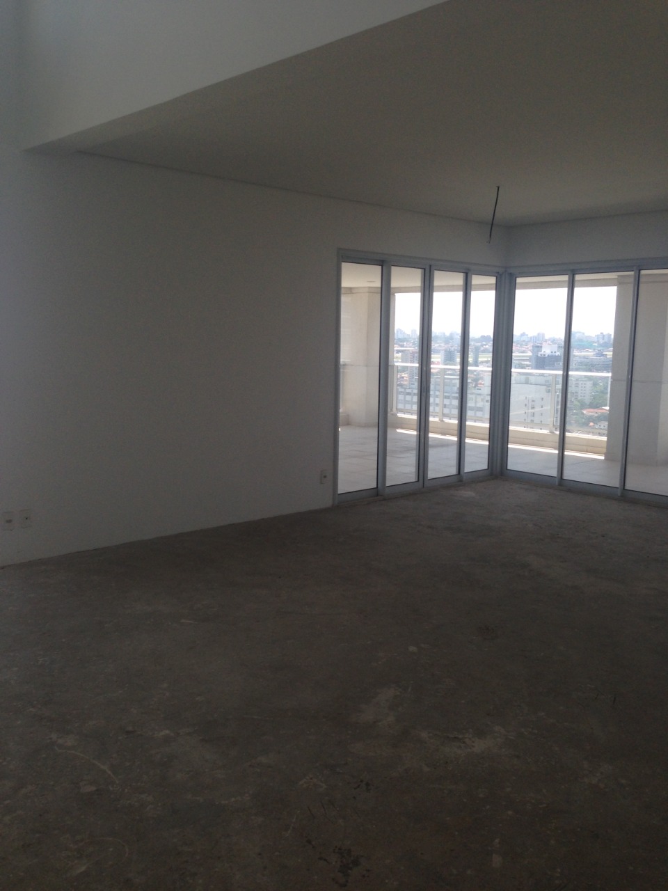 Cobertura à venda com 4 quartos, 820m² - Foto 4