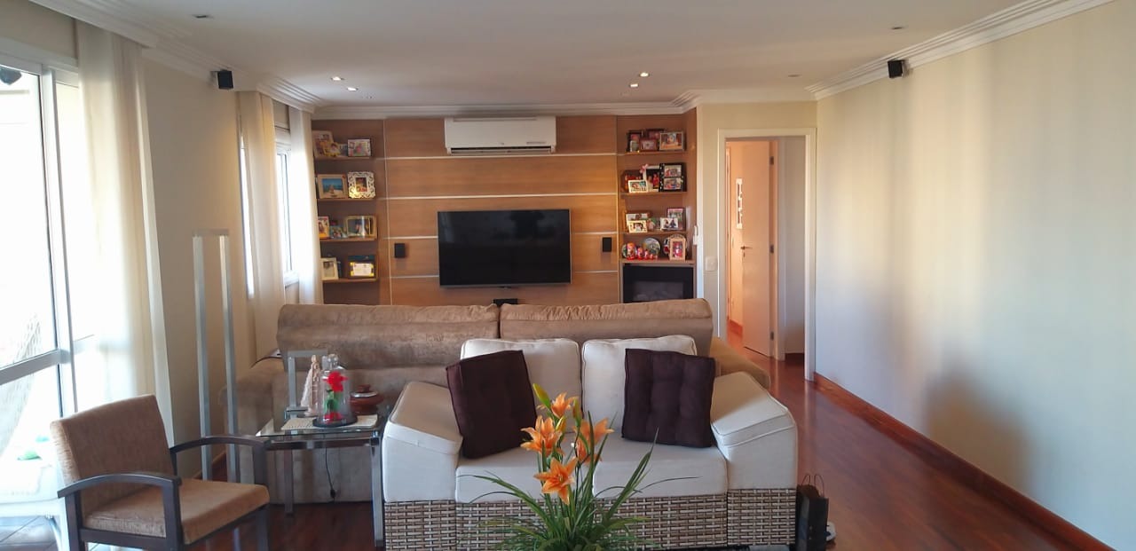 Apartamento à venda com 3 quartos, 223m² - Foto 24