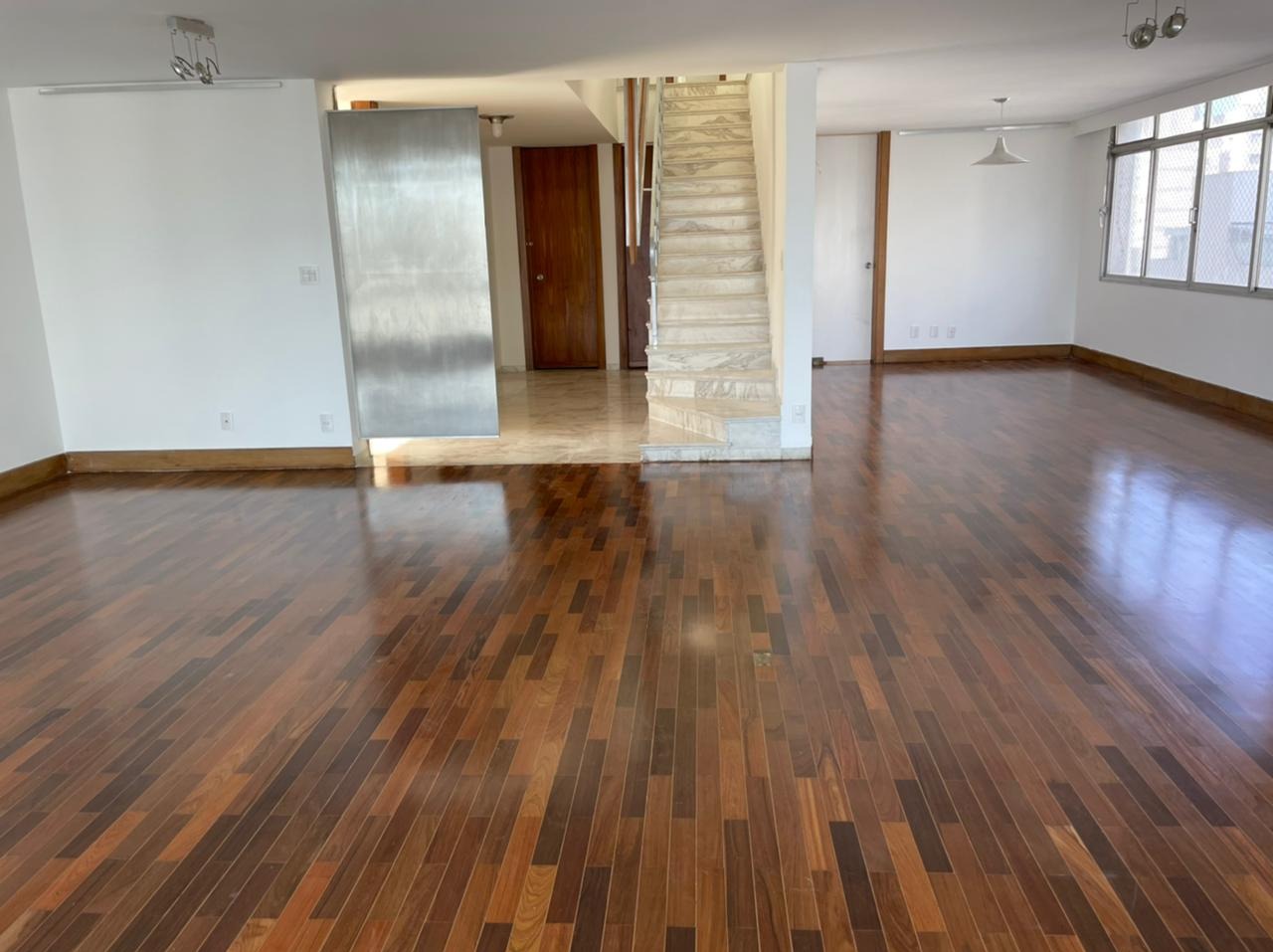 Cobertura à venda com 4 quartos, 351m² - Foto 9