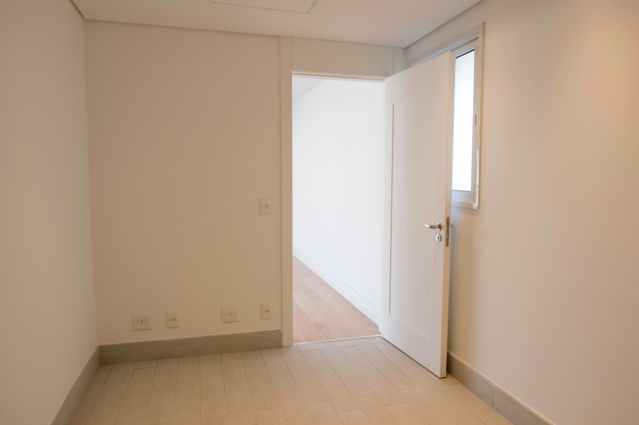 Apartamento à venda com 4 quartos, 273m² - Foto 14