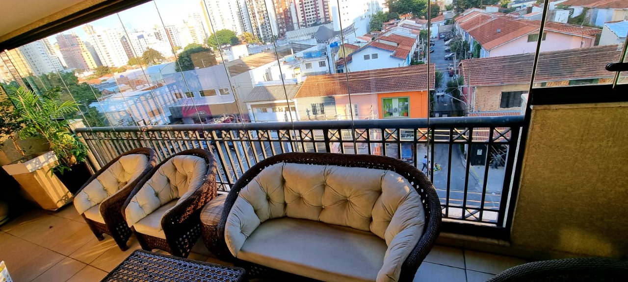 Apartamento à venda com 3 quartos, 180m² - Foto 3