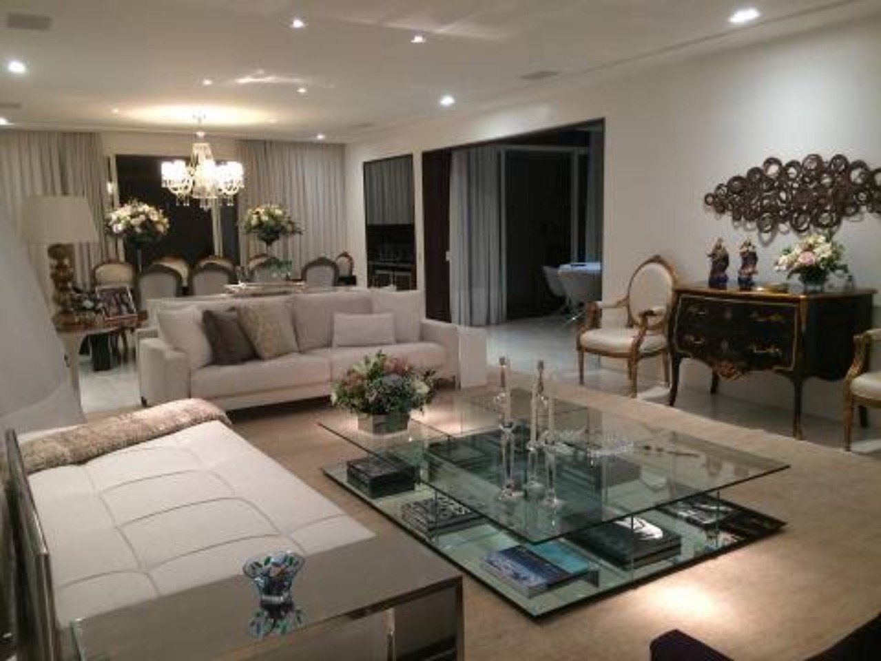 Apartamento à venda com 4 quartos, 366m² - Foto 1