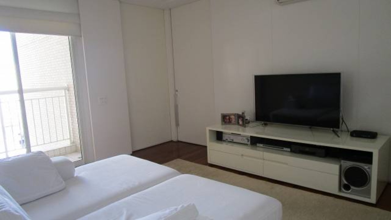 Apartamento à venda com 4 quartos, 366m² - Foto 4